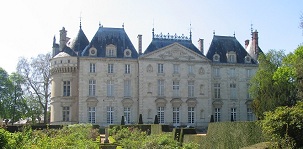 classical appearance of rear of chateau du Lude