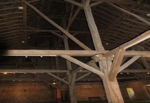 internal view of grain sore roof at chateau Lude