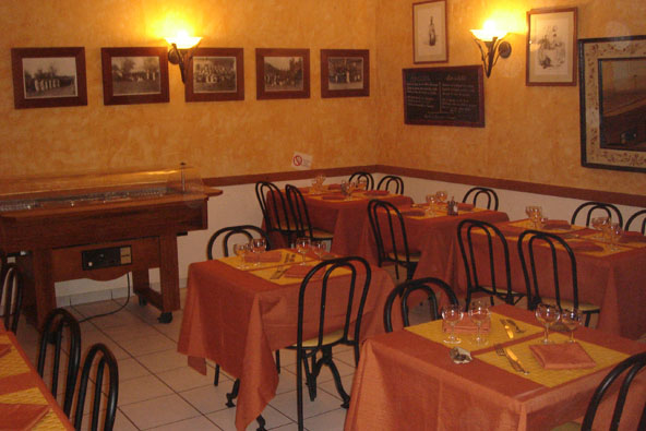 inside grand ma's in le grand pressigny