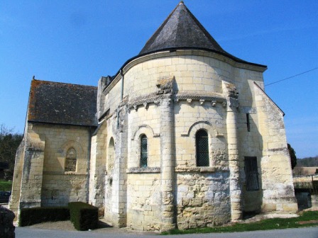  church of Cravant les Coteaux exterior view