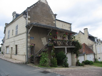 house in Candes-Saint-Martin 