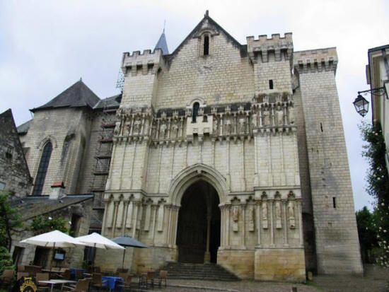 Candes-Saint-Martin collegiate church portal