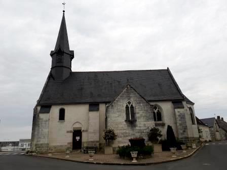  exterior view of Saint-Senoch church 