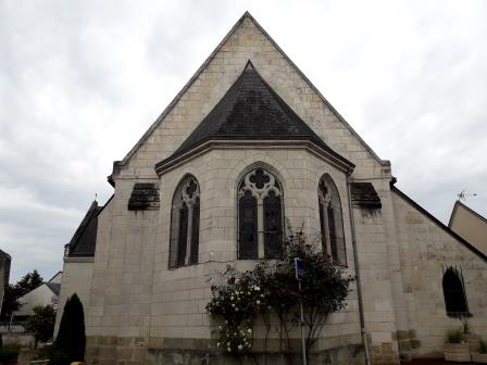 exterior of Saint-Senoch church 