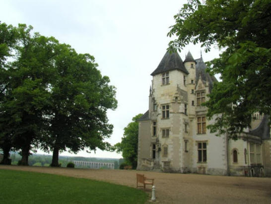 Grounds of chateau Cande