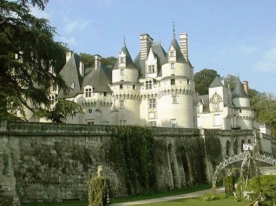 exterior view of Chateaun d'Usse in the Loire Valley.France