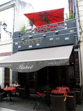 bistro in Chinon, France