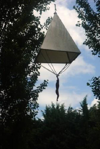 Parachutist in the grounds of chateau Clos Luce