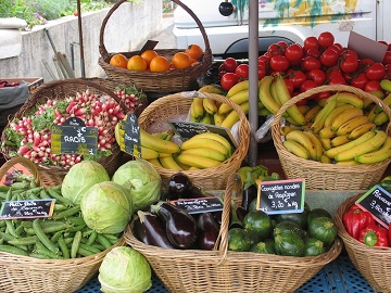 fruit and vef stall at  Descartes Market in Indre et Loire, France