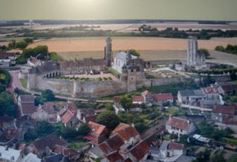 view of the chateau at Le Grand Pressigny 