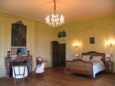 bedroom in chateau Cande in the Loire Valley in France