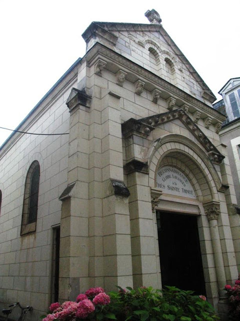 exterior Holy Trinity chapel Richelieu